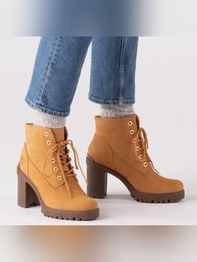 Timberland Lana Point Lace-Up Wheat Nubuck sz 8